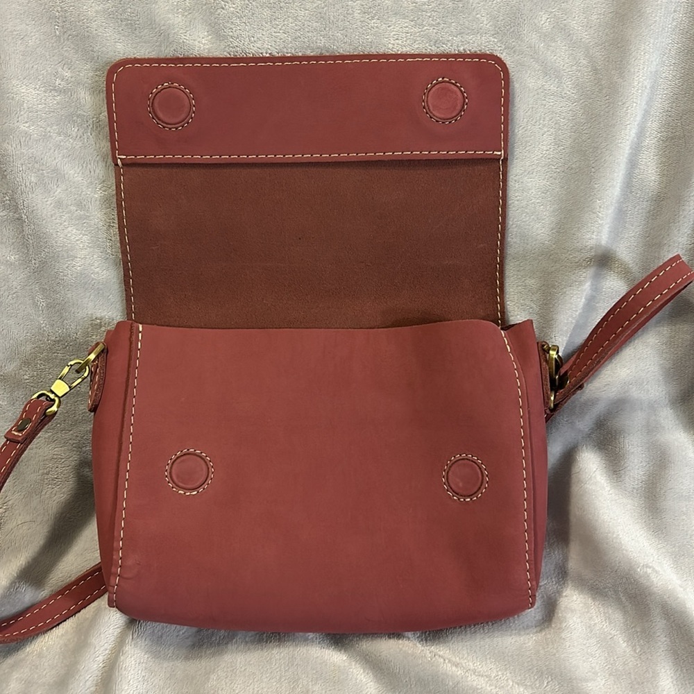 PORTLAND LEATHER Women's Wine Colored Crossbody Bag - Picture 10 of 11